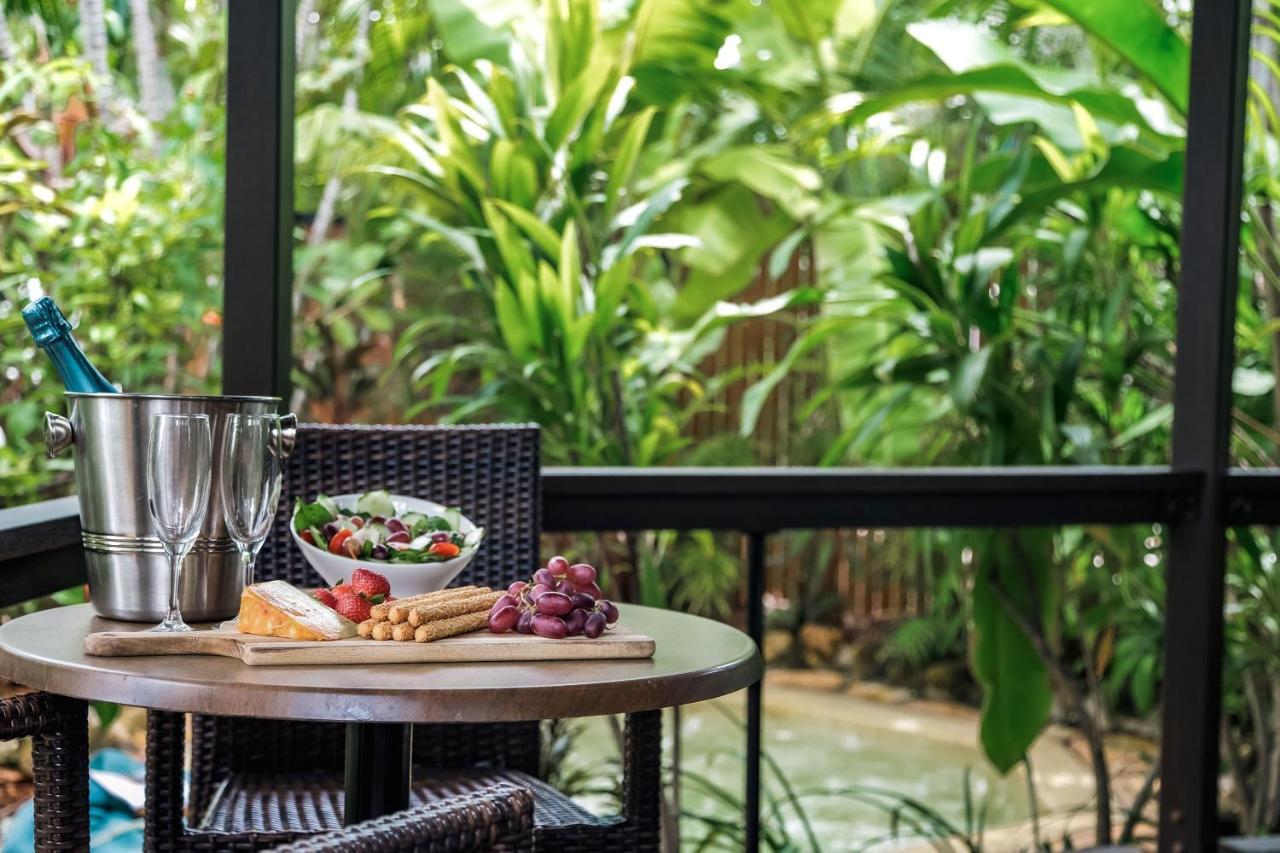Palms City Resort Даруин Екстериор снимка