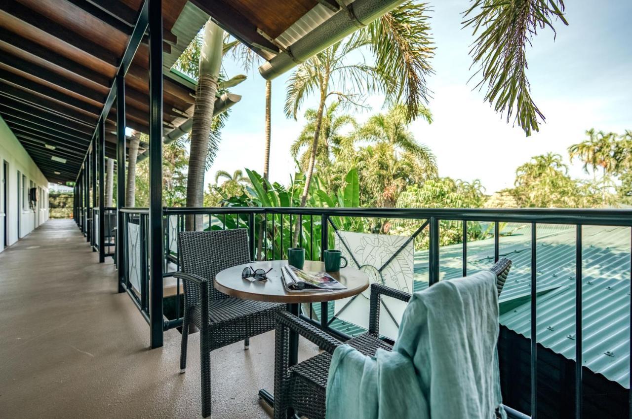 Palms City Resort Даруин Екстериор снимка
