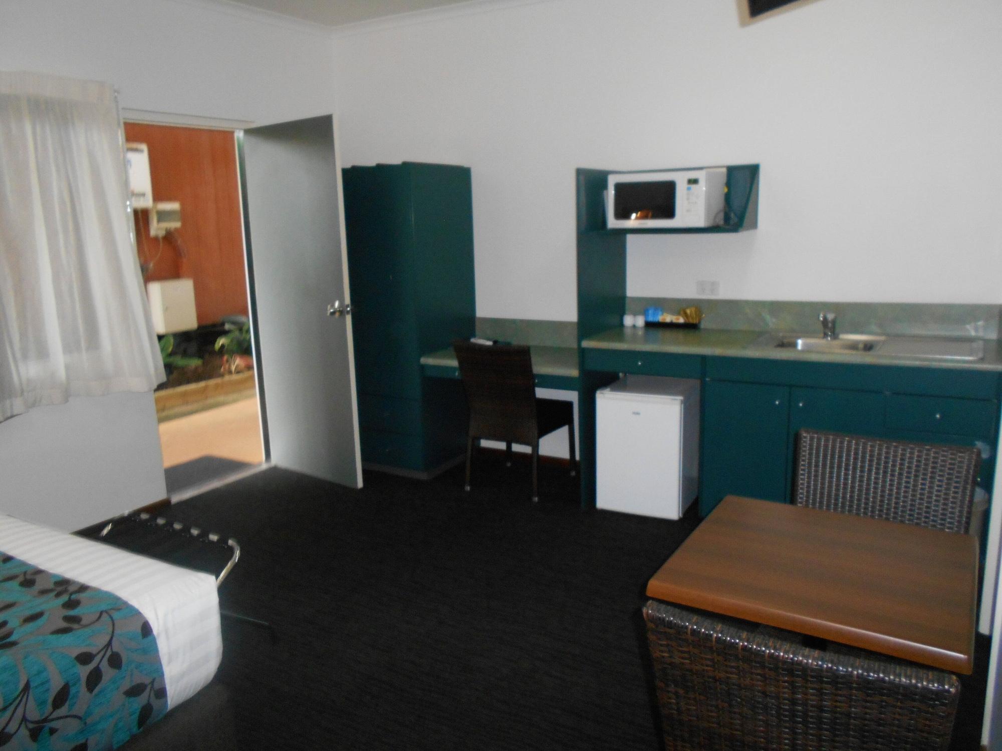 Palms City Resort Даруин Екстериор снимка