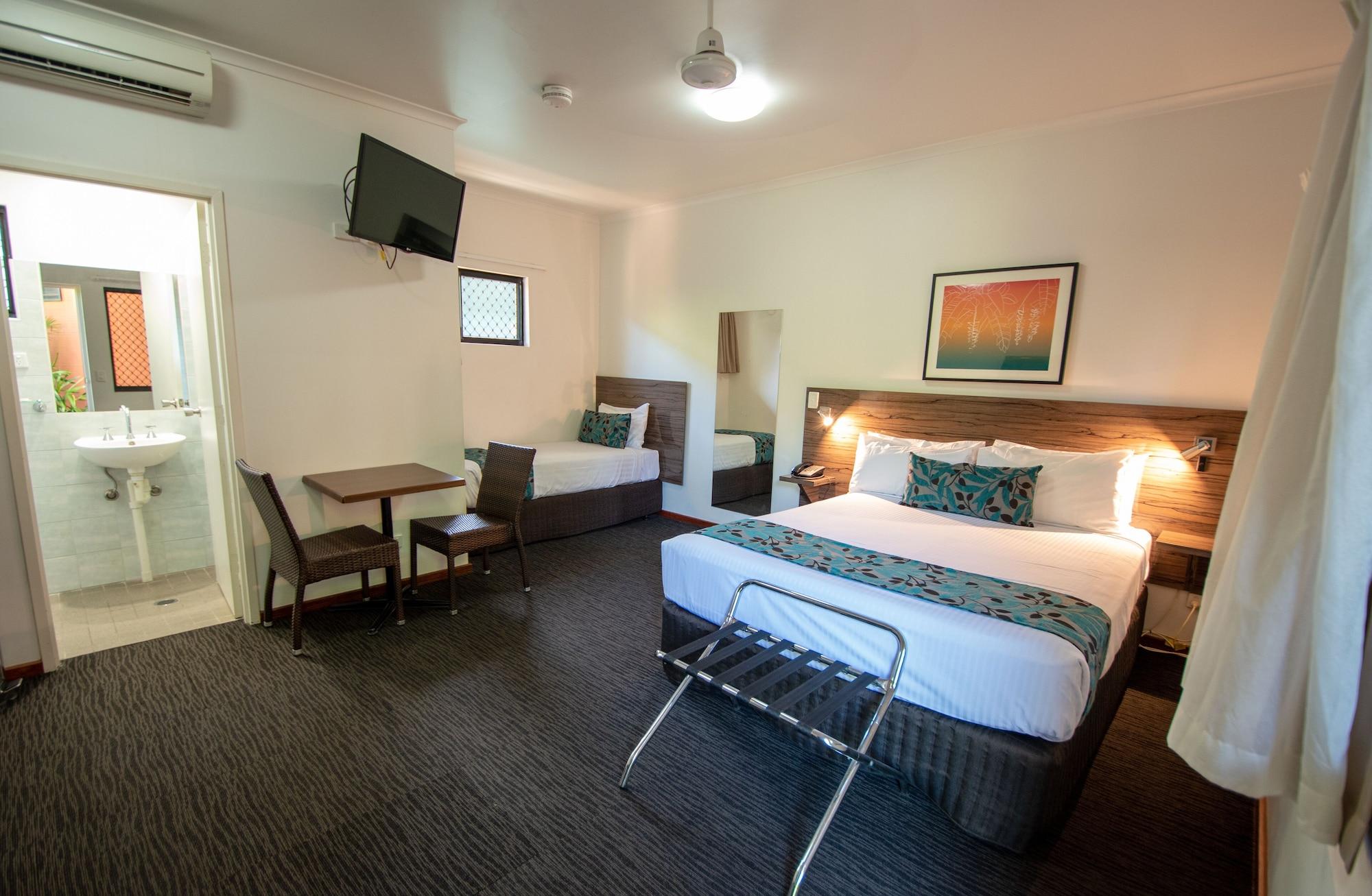 Palms City Resort Даруин Екстериор снимка